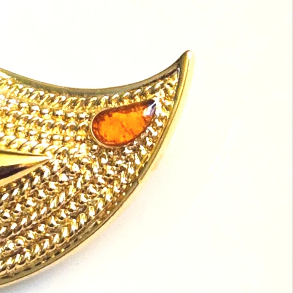 Vtg Mid-Century Modern Figural Brooch Goldtone